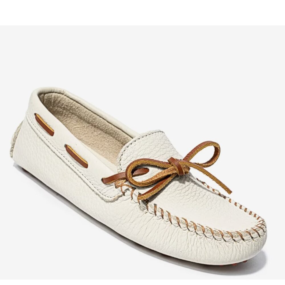 Minnetonka‎ Classic Driving Loafer Off White 6